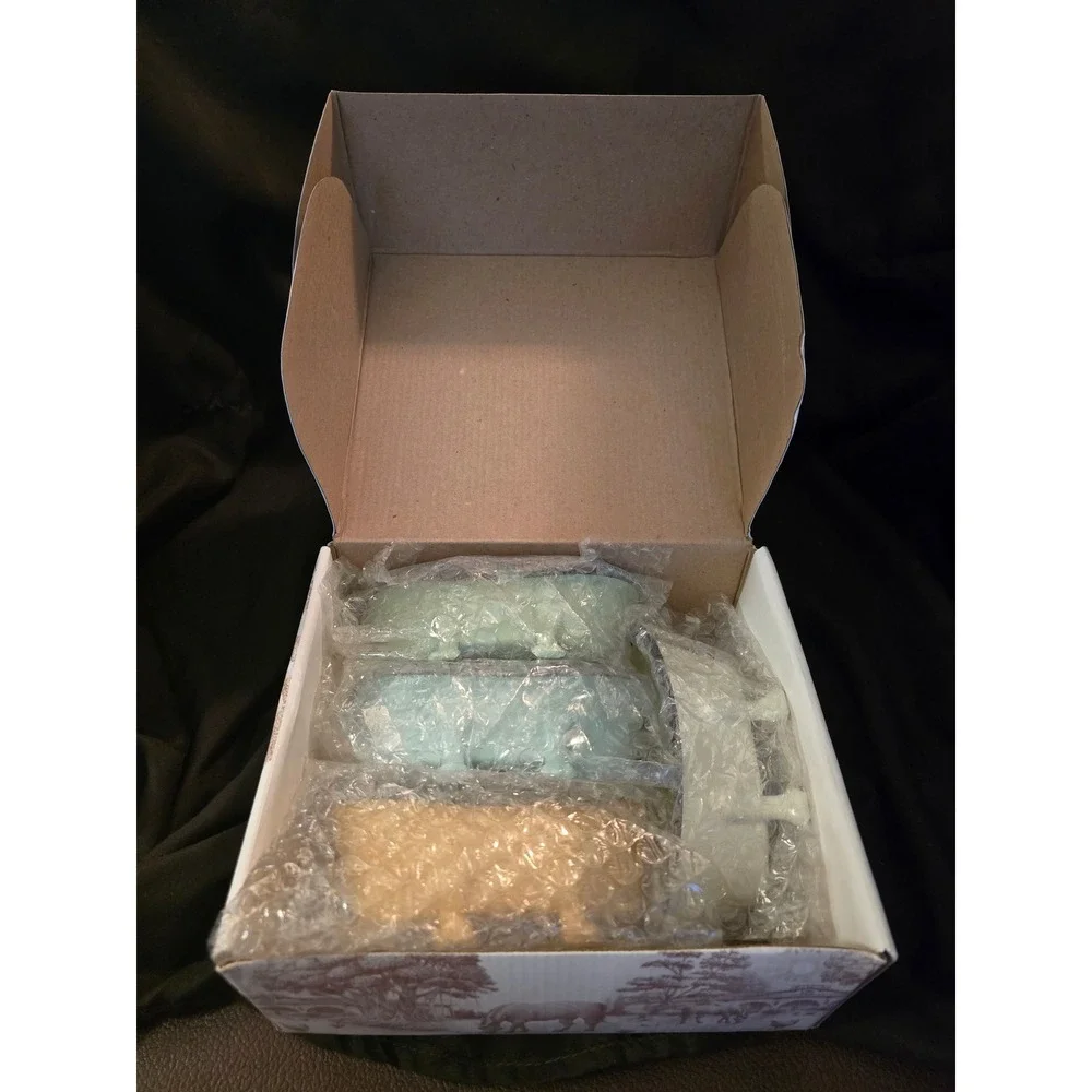 Blue Stallion Set of 4 Ceramic Clawfoot Bathtub Soap‎ Dishes Pastel